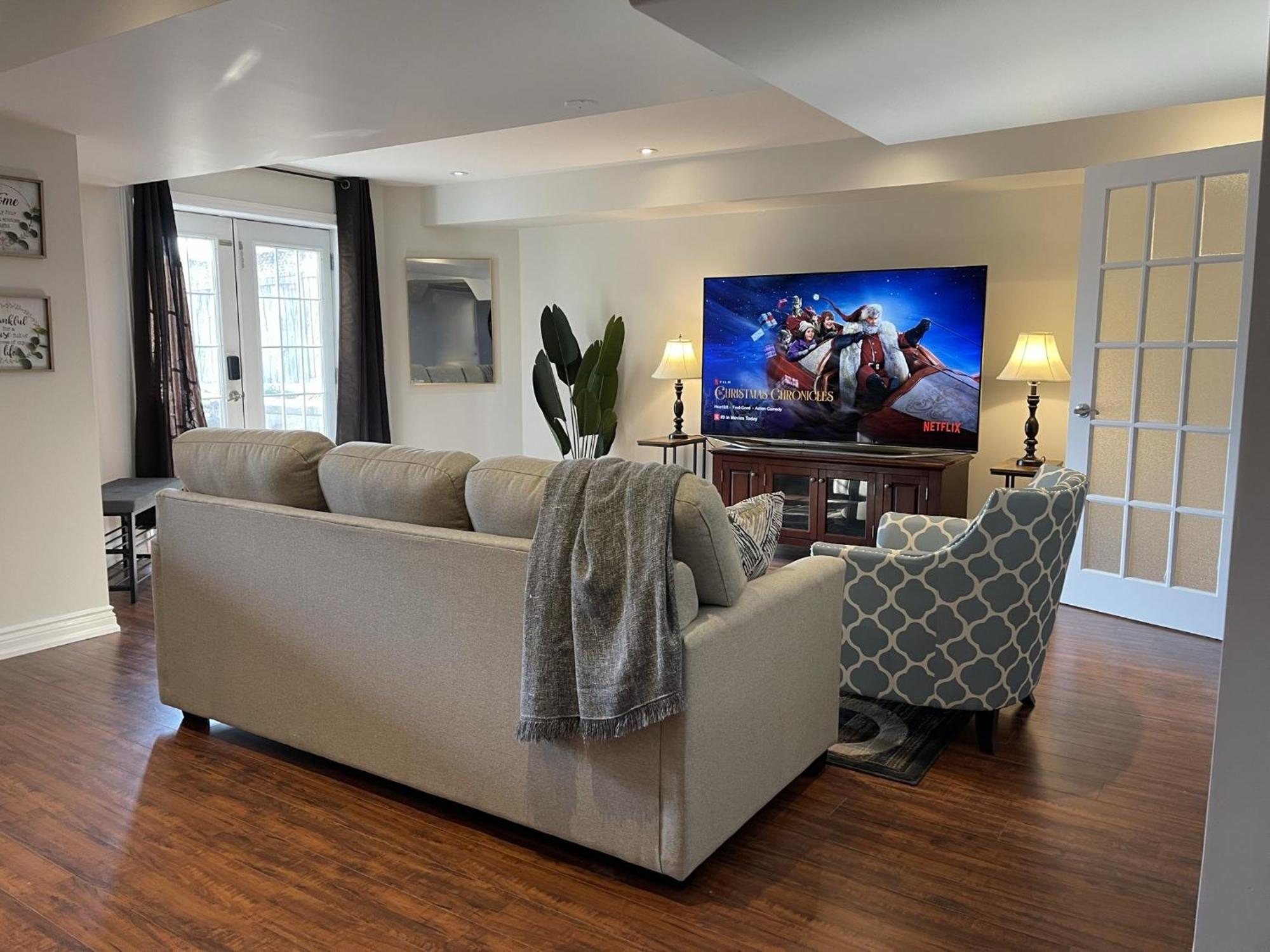 Cozy Lovely Ravine Facing Suite. Миссиссага Экстерьер фото